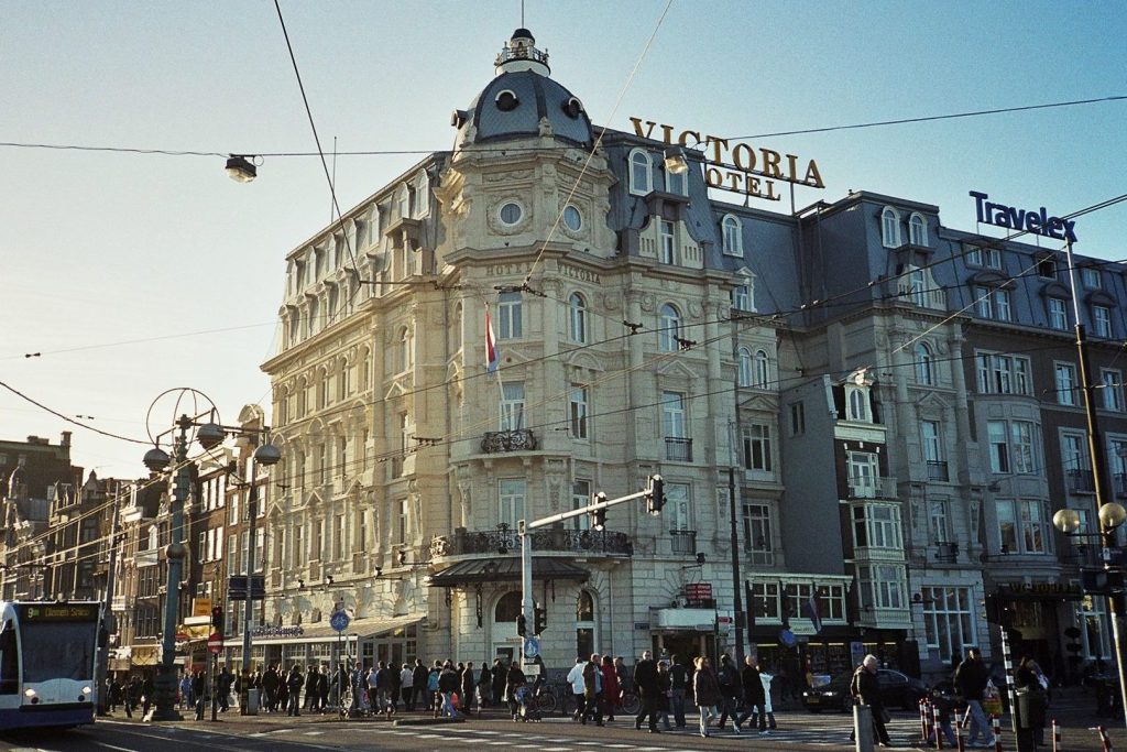 hotel victoria